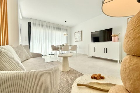 Продажа таухауса Кокс, Аликанте, Испания 3 спальни, 81м2 №112691 - фото 7
