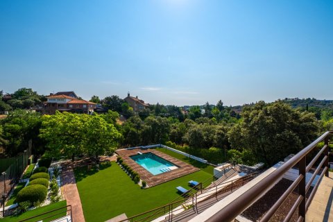 Wohnung zum Verkauf in Las Rozas de Madrid, Madrid, Spanien 8 Schlafzimmer, 816 m2 Nr. 182077 - Foto 3