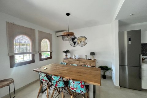Bungalo pārdošanā L'Alfàs del Pi, Alicante, Spānijā 3 istabas, 113 m2 Nr. 182076 - attēls 3