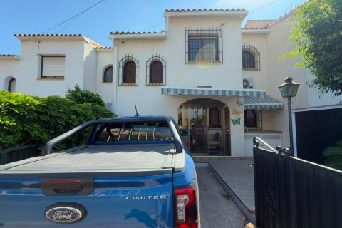 Bungalow w L'Alfàs del Pi, Alicante, Hiszpania 3 sypialnie, 113 mkw. nr 182076 – zdjęcie 18