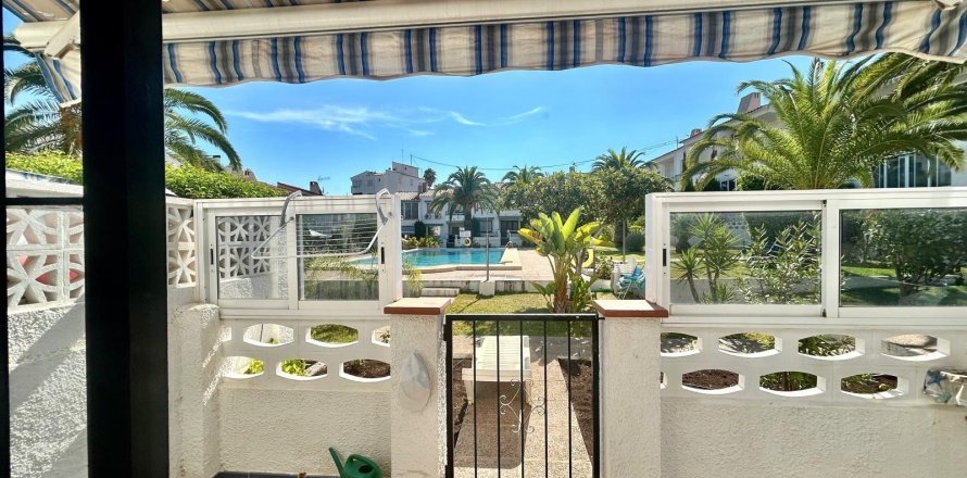 Bungalow w L'Alfàs del Pi, Alicante, Hiszpania 3 sypialnie, 113 mkw. nr 182076