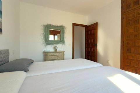 Bungalow w L'Alfàs del Pi, Alicante, Hiszpania 3 sypialnie, 113 mkw. nr 182076 – zdjęcie 19