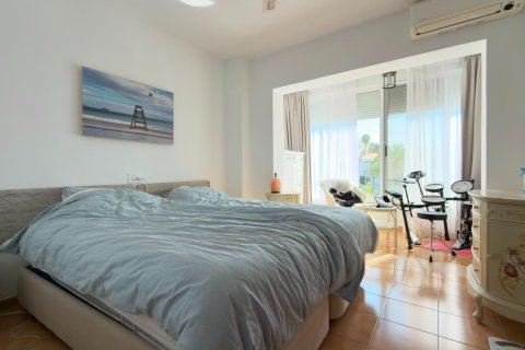 Bungalow w L'Alfàs del Pi, Alicante, Hiszpania 3 sypialnie, 113 mkw. nr 182076 – zdjęcie 23