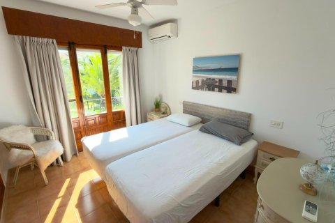 Bungalow w L'Alfàs del Pi, Alicante, Hiszpania 3 sypialnie, 113 mkw. nr 182076 – zdjęcie 28