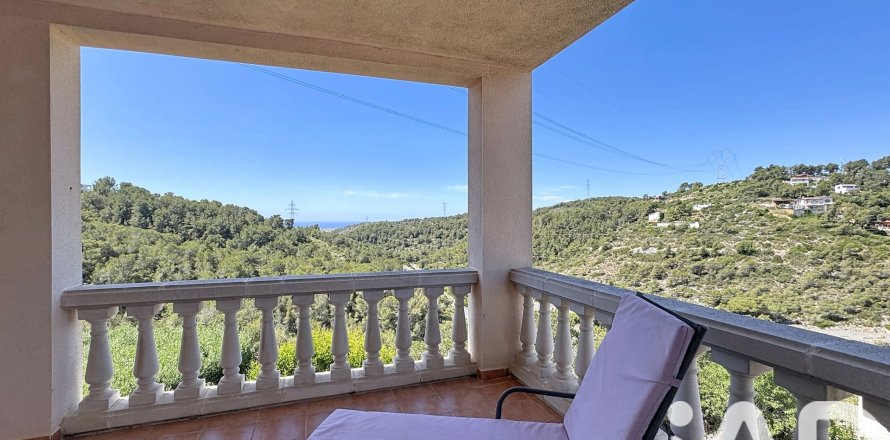 Appartamento a Canyelles, Barcelona, Spagna 3 camere da letto, 146 mq. N° 172123