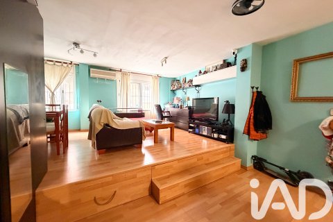 Apartment in Vallirana, Barcelona, Spain 52 sq.m. No. 184816