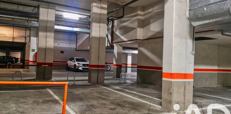 Garaje en Alcobendas, Madrid, España 12.7 m2 No. 184815