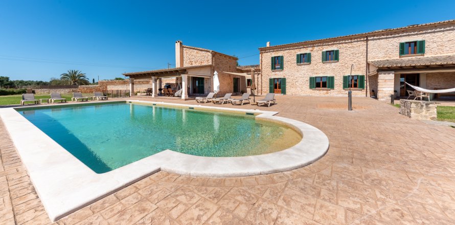 Finca in Santanyi, Mallorca, Spain 4 bedrooms, 1198 sq.m. No. 67428