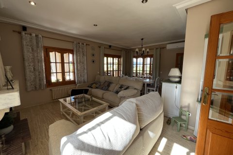 Finca for rent Inca, Mallorca, Spain 4 bedrooms, 142 sq.m. No. 139728 - photo 6