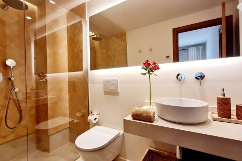 Apartment for rent Palma de Majorca, Mallorca, Spain 2 bedrooms, 73 sq.m. No. 139725 - photo 11