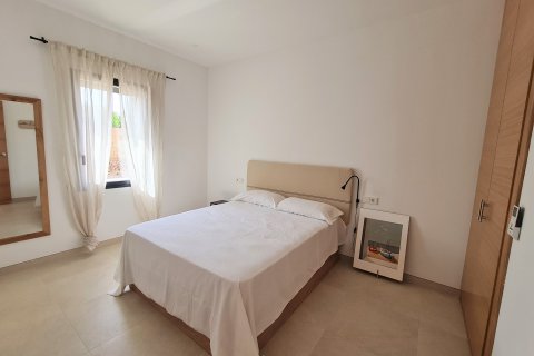 Apartment for rent Ses Salines, Mallorca, Spain 2 bedrooms, 109 sq.m. No. 139724 - photo 6