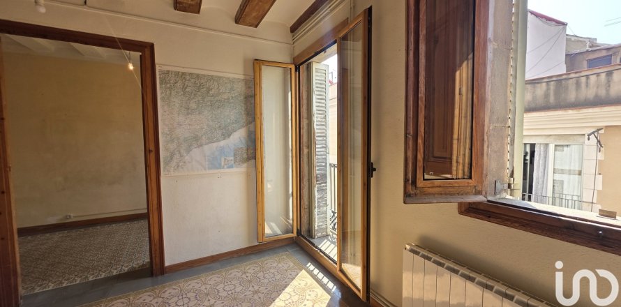 Dzīvoklis Barcelona, Spānijā 4 istabas, 131 m2 Nr. 153216