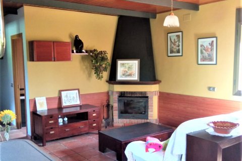 Dom w Mora d'Ebre, Tarragona, Hiszpania 5 sypialni, 375 mkw. nr 153219 – zdjęcie 8