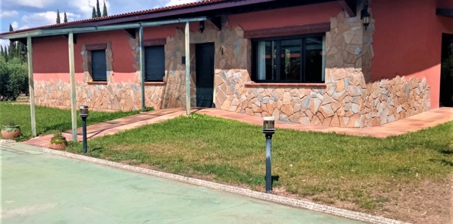 Dom w Mora d'Ebre, Tarragona, Hiszpania 5 sypialni, 375 mkw. nr 153219