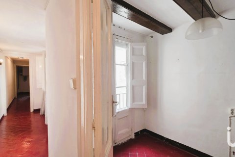 Продажа квартиры в Барселона, Испания 3 спальни, 118м2 №153215 - фото 10