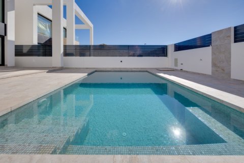 Willa w Torrevieja, Alicante, Hiszpania 4 sypialnie, 238 mkw. nr 136240 – zdjęcie 19