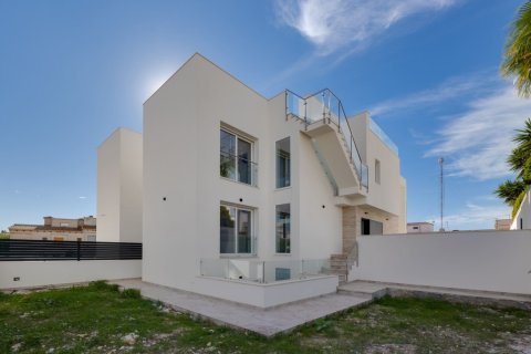 Willa w Torrevieja, Alicante, Hiszpania 4 sypialnie, 238 mkw. nr 136240 – zdjęcie 16