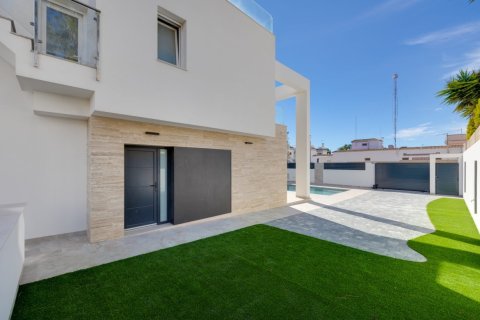 Willa w Torrevieja, Alicante, Hiszpania 4 sypialnie, 238 mkw. nr 136240 – zdjęcie 7