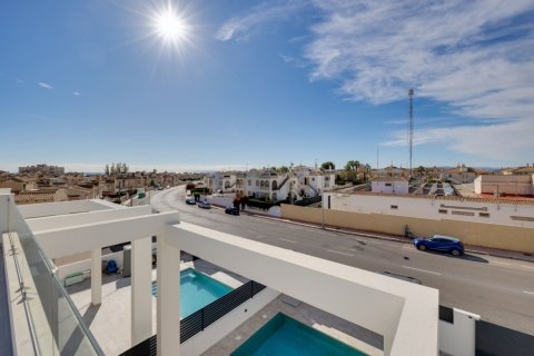 Willa w Torrevieja, Alicante, Hiszpania 4 sypialnie, 238 mkw. nr 136240 – zdjęcie 22