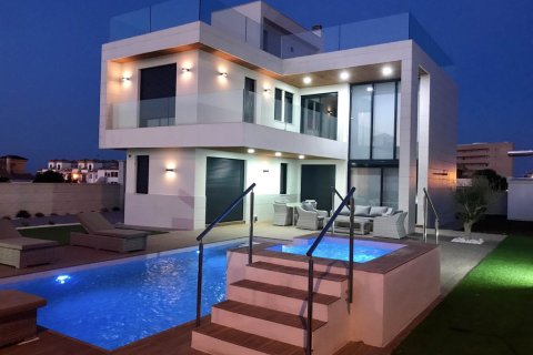Villa zum Verkauf Dehesa De Campoamor, Alicante, Spanien 3 Schlafzimmer, 190 m2 Nr. 136239 - Foto 21