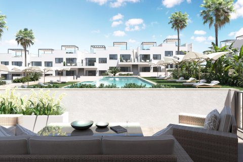Bungalow zum Verkauf Torrevieja, Alicante, Spanien 2 Schlafzimmer, 146 m2 Nr. 136238 - Foto 14