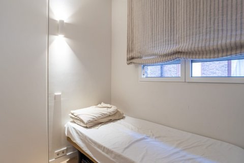 Appartamento in vendita Madrid, Spagna 4 camere da letto, 236 mq. N° 117152 - foto 22