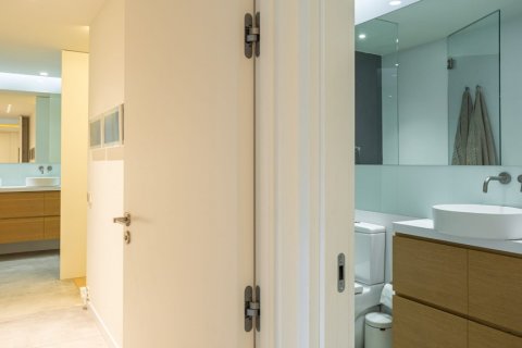 Appartamento in vendita Madrid, Spagna 4 camere da letto, 236 mq. N° 117152 - foto 16