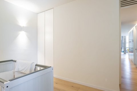 Appartamento in vendita Madrid, Spagna 4 camere da letto, 236 mq. N° 117152 - foto 27