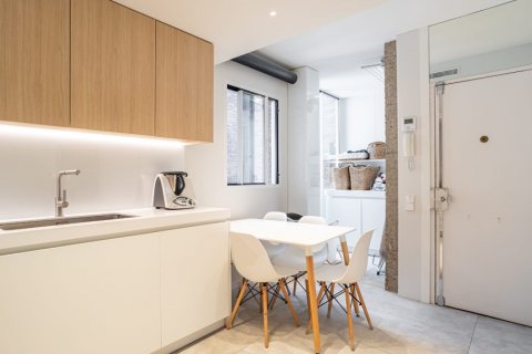 Appartamento in vendita Madrid, Spagna 4 camere da letto, 236 mq. N° 117152 - foto 25