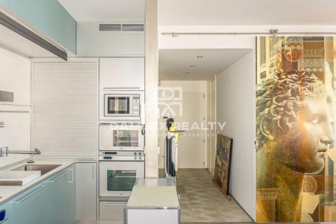 Bliźniak w Girona, Hiszpania 5 sypialni, 164 mkw. nr 176986 – zdjęcie 9