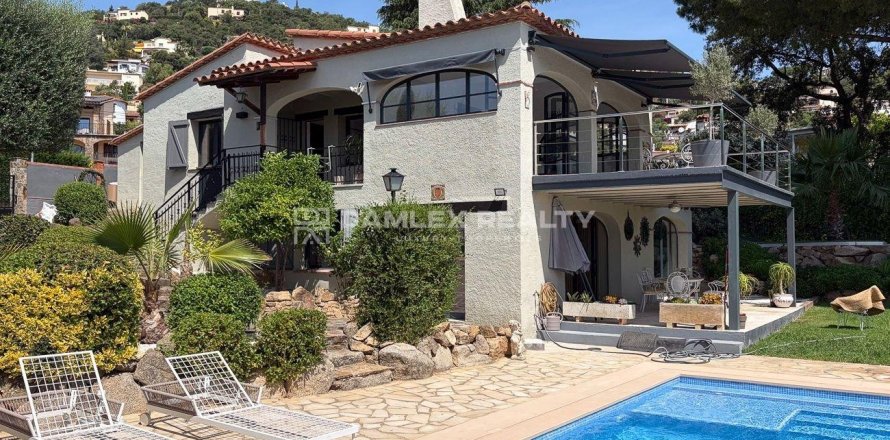 Villa Calonge, Girona, Spānijā 4 istabas, 290 m2 Nr. 176989