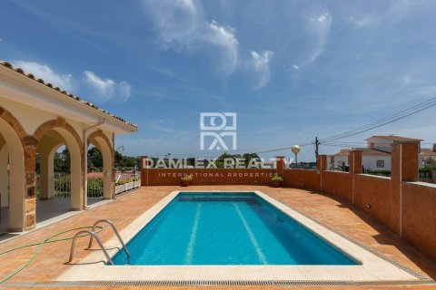 Dom w Lloret de Mar, Girona, Hiszpania 4 sypialnie, 320 mkw. nr 176991 – zdjęcie 4