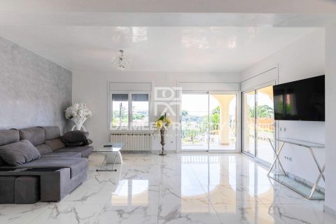 Dom w Lloret de Mar, Girona, Hiszpania 4 sypialnie, 320 mkw. nr 176991 – zdjęcie 5