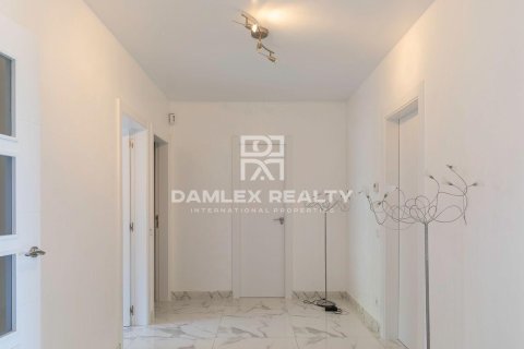 Dom w Lloret de Mar, Girona, Hiszpania 4 sypialnie, 320 mkw. nr 176991 – zdjęcie 14
