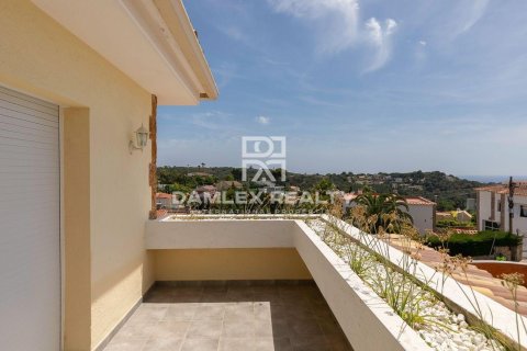 Dom w Lloret de Mar, Girona, Hiszpania 4 sypialnie, 320 mkw. nr 176991 – zdjęcie 17