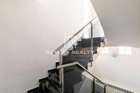 Dom w Lloret de Mar, Girona, Hiszpania 4 sypialnie, 320 mkw. nr 176991 – zdjęcie 10
