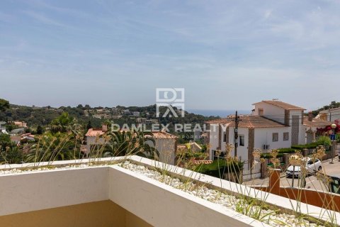 Dom w Lloret de Mar, Girona, Hiszpania 4 sypialnie, 320 mkw. nr 176991 – zdjęcie 16