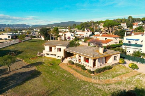 Willa w Calonge, Girona, Hiszpania 5 sypialni, 381 mkw. nr 176988