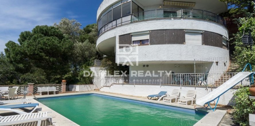 Willa w Lloret de Mar, Girona, Hiszpania 3 sypialnie, 336 mkw. nr 176990