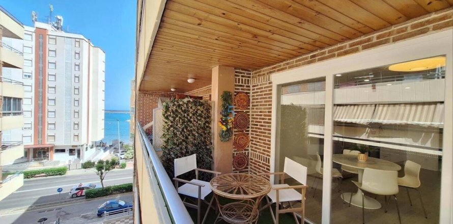 Dzīvoklis Torrevieja, Alicante, Spānijā 3 istabas,  Nr. 196810