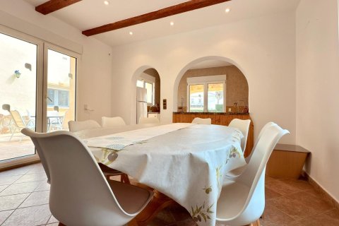 Willa w Calpe, Alicante, Hiszpania 5 sypialni, 277 mkw. nr 165527 – zdjęcie 16