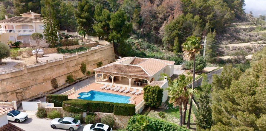 Willa w Calpe, Alicante, Hiszpania 5 sypialni, 277 mkw. nr 165527