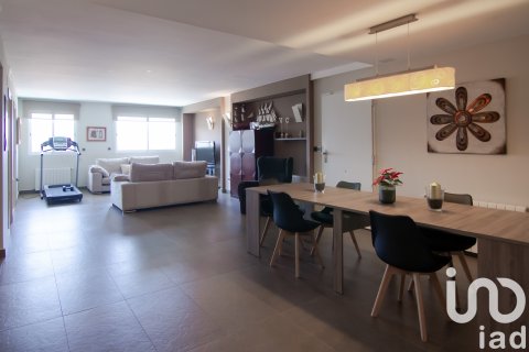 Hus till salu i Alzira, Valencia, Spanien 4 sovrum, 290 kvm. Nr. 153334 - foto 14