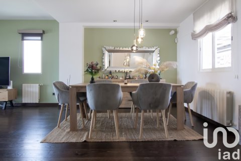 Hus till salu i Alzira, Valencia, Spanien 4 sovrum, 290 kvm. Nr. 153334 - foto 4