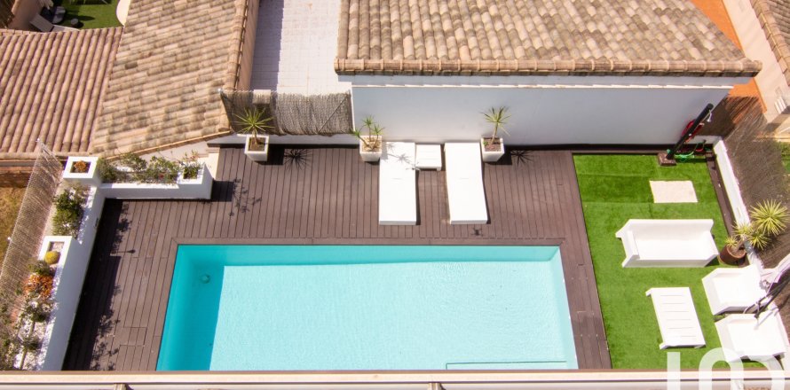 Hus i Alzira, Valencia, Spanien 4 sovrum, 290 kvm. Nr. 153334