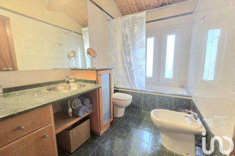Hus till salu i Sabadell, Barcelona, Spanien 4 sovrum, 533 kvm. Nr. 153336 - foto 9