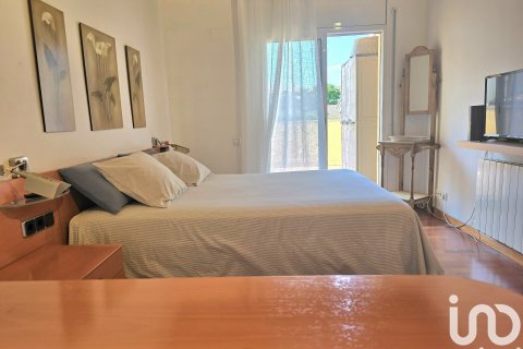 Hus till salu i Sabadell, Barcelona, Spanien 4 sovrum, 533 kvm. Nr. 153336 - foto 19