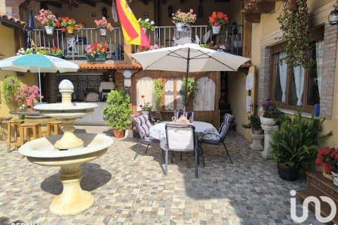 Māja pārdošanā Santas Martas, Leon, Spānijā 3 istabas, 214 m2 Nr. 153335 - attēls 2