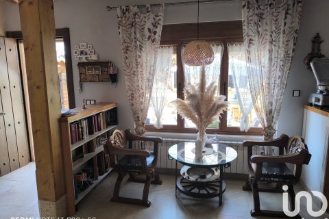 Māja pārdošanā Santas Martas, Leon, Spānijā 3 istabas, 214 m2 Nr. 153335 - attēls 18