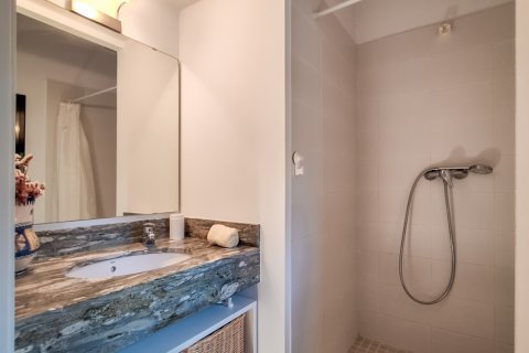 Dom w Navata, Girona, Hiszpania 3 sypialnie, 177 mkw. nr 153330 – zdjęcie 20